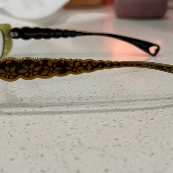 Betsey Johnson Harajuku Flower Eyeglass Frames β Black & Green Cat Eye with case - Picture 9 of 11